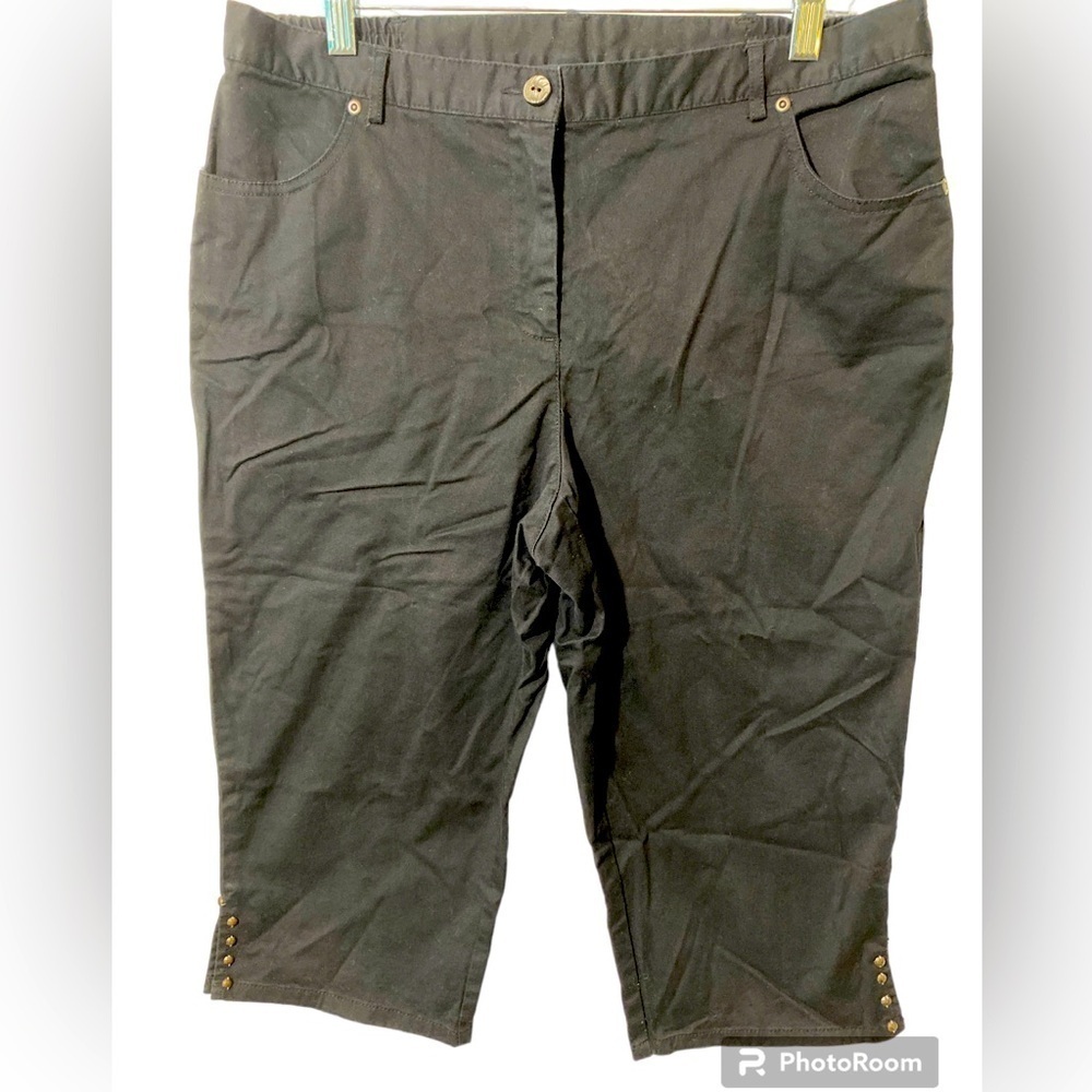 Lark Lane capri pants front and back pockets Sz 12.   M-06